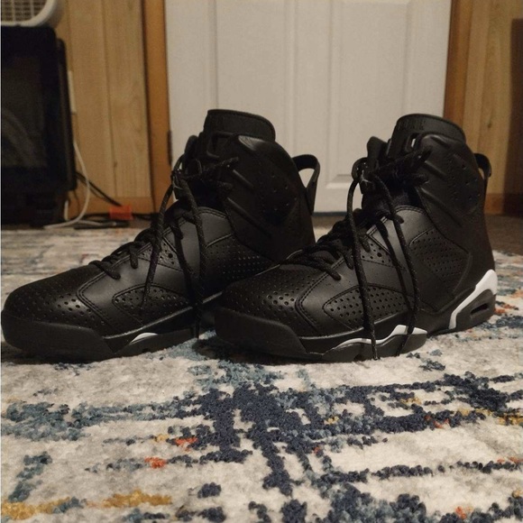 Nike Air Jordan Retro 6 Blackcat… deadstock Slightly used 9/10 - Picture 2 of 5